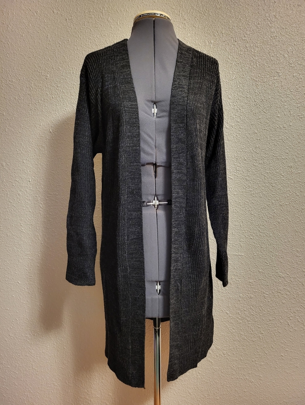 ambiance apparel Sweater Dark Gray Knit Open Front Cardigan Size Small